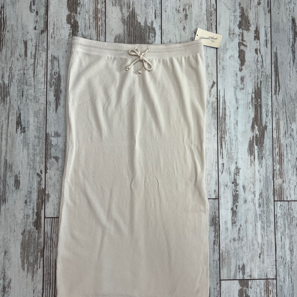 NWT Universal Thread Cream Jersey Knit Midi Skirt - Size Medium - Picture 11 of 13